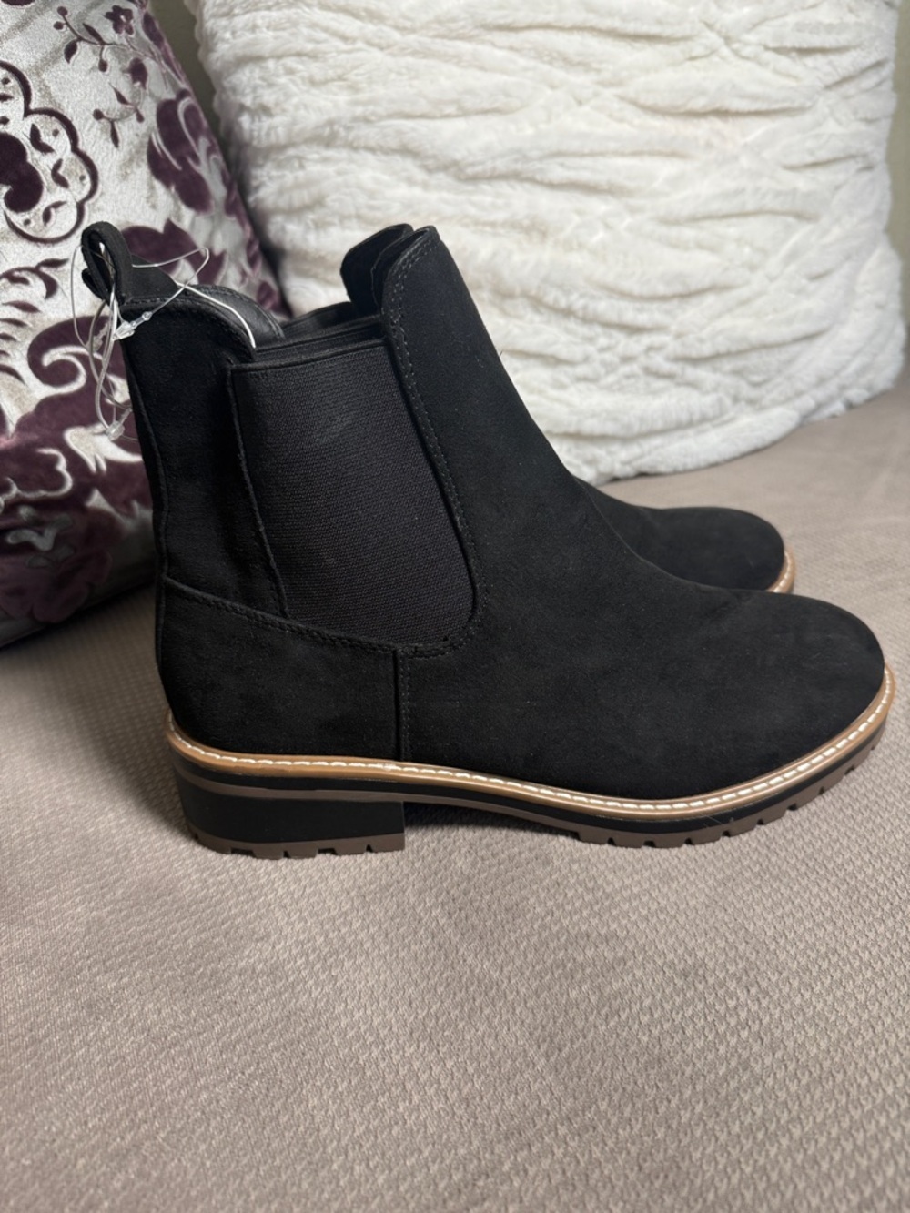 Kensie Black Suede-Look Chelsea Ankle Boots with Lug Sole - Picture 3 of 8